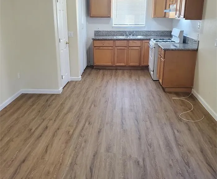 3520 Y St #1 — Photo 9