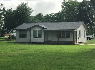 2218 Shanks Rd, Angleton, TX 77515