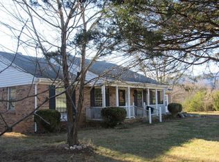505 Woodson Rd, Roseland, VA 22967