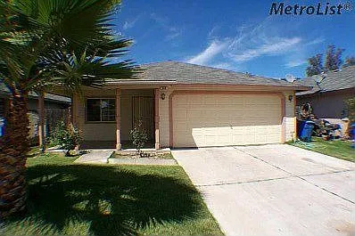 265 Lewis St photo 1