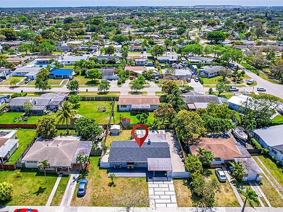 3rd image of 9740 Dominican Dr