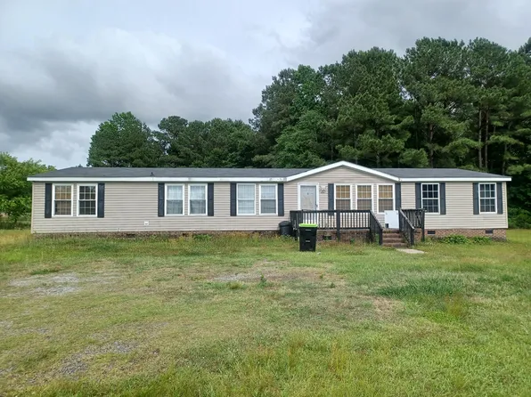 737 High Level Rd, Pinetops, NC 27864