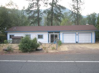 1586 Rogue River Hwy, Gold Hill, OR