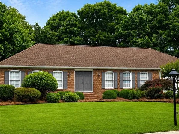 5209 Happy Hollow Rd, Dunwoody, GA 30360