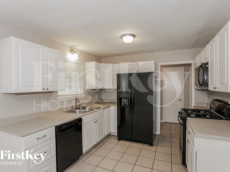 115 Brook Hollow Dr — Photo 9