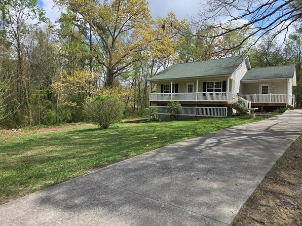 390 Charger Dr, Chatsworth, GA 30705