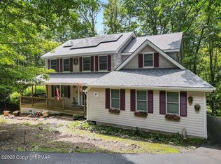 359 E Eastshore Dr, East Stroudsburg, PA 18301