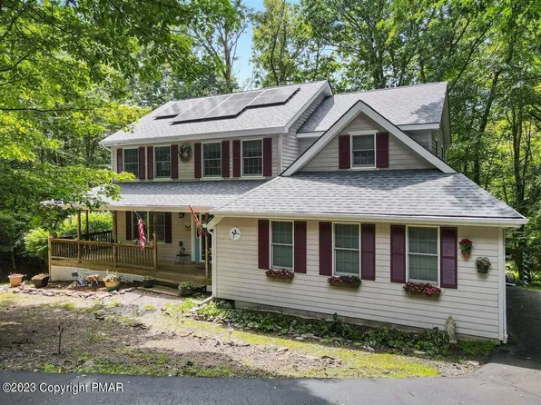 359 E Eastshore Dr, East Stroudsburg, PA 18301