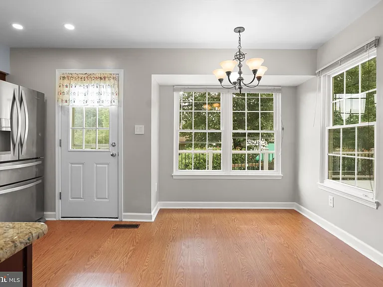 3818 Marquis Pl — Photo 15