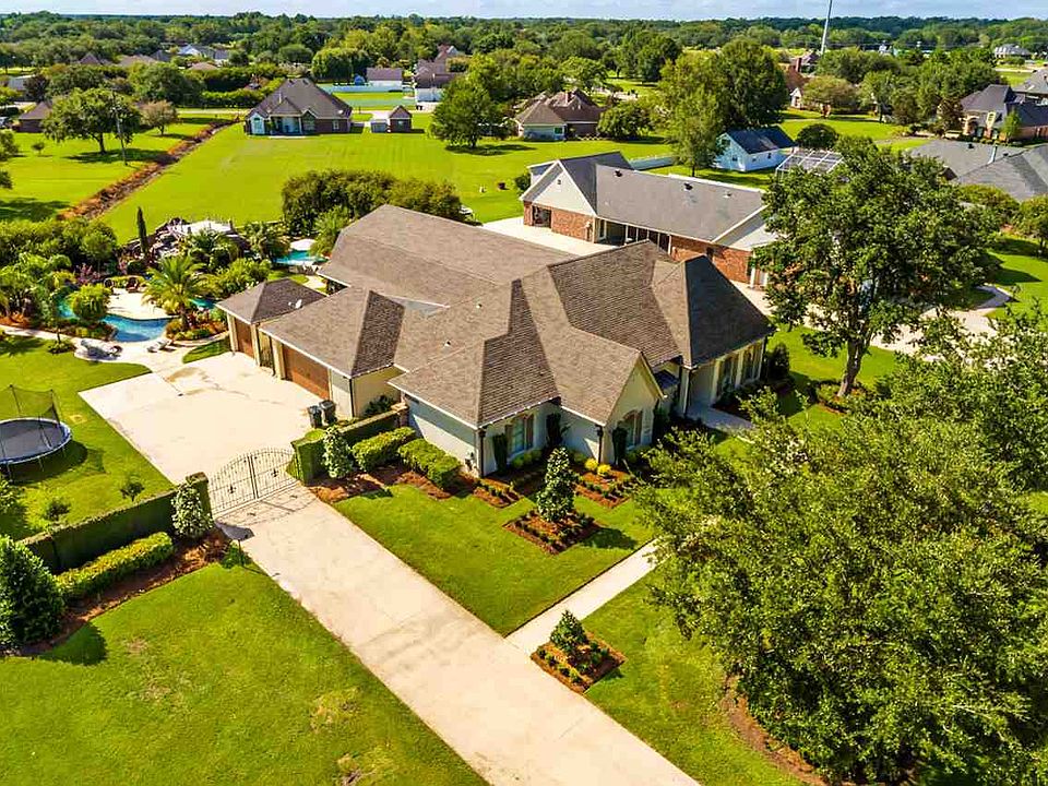 124 Houmas Dr, Houma, LA 70360 Zillow