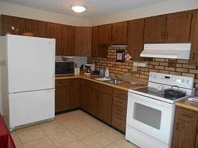 3rd image of 732 Elmira St