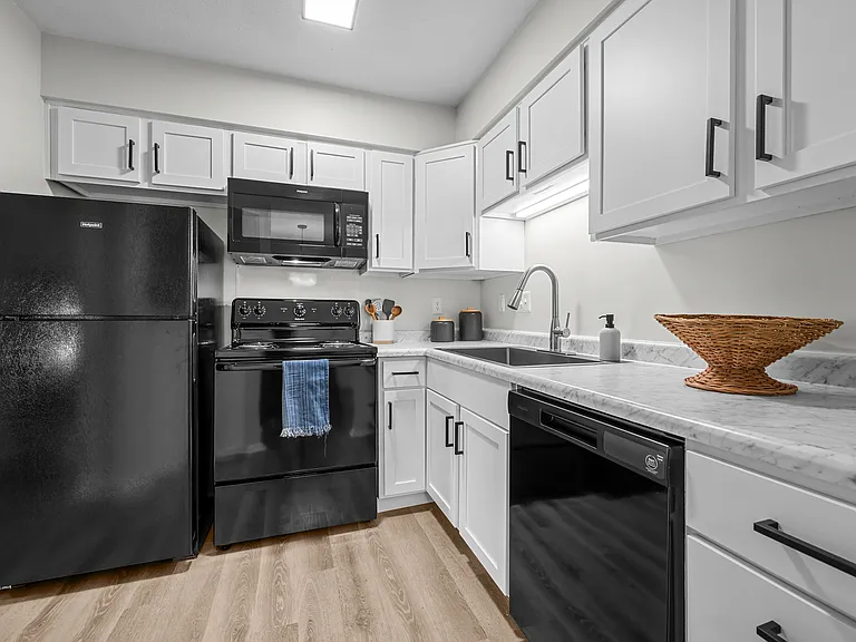 Kitchen - Platinum Interior