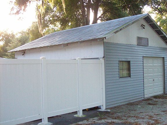 Fencing/Garage
