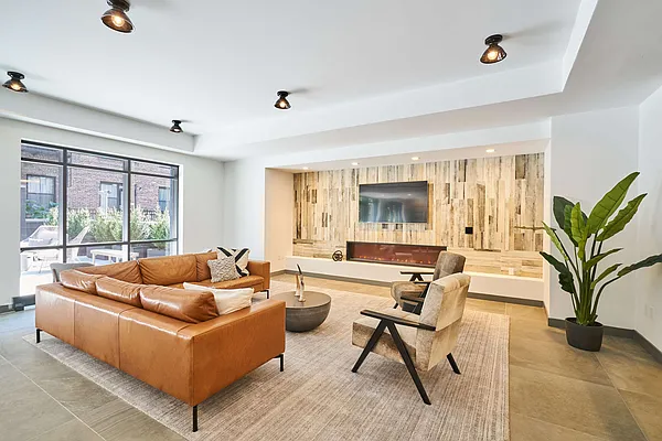 Rented by Compass | media 20