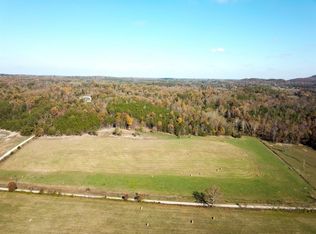 639 Log Cabin Rd, Berea, KY 40403