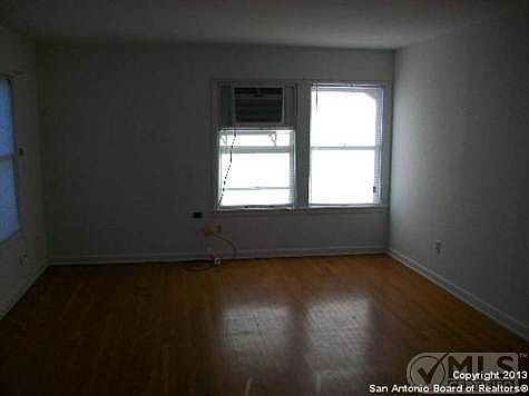5th image of 266 Nash Blvd