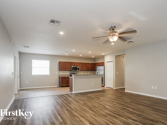3rd image of 7402 Indigo Oasis Ct