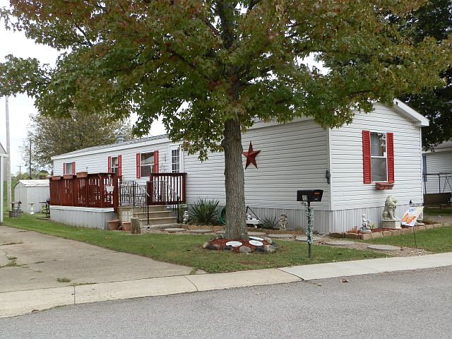 1st image of 120 Harold Dr