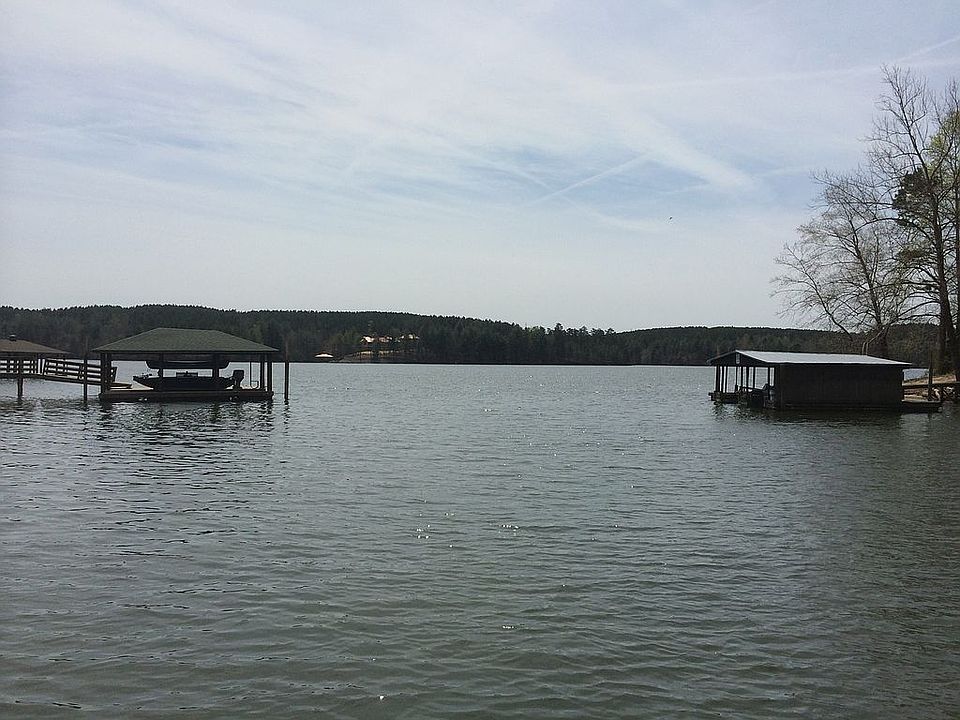 2nd image of 3406 Bay Ct