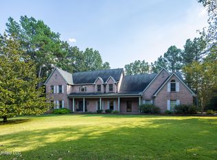 12965 Whispering Pines Dr, Olive Branch, MS 38654