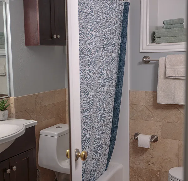 3281 E Fortuna Dr — Photo 13