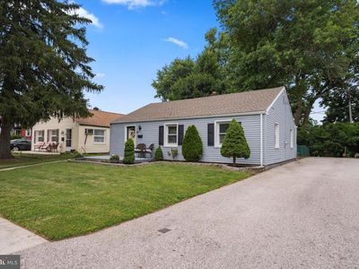 39 Norman St, Aston, PA, 19014