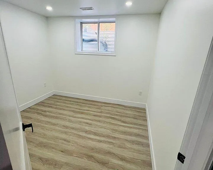 3916 Auckland Ave #BASEMEN — Photo 5