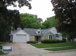 944 N 23rd St, Manitowoc, WI 54220