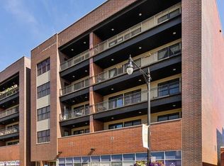 1822 W Irving Park Rd UNIT 502, Chicago, IL 60613