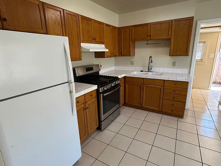 135 Elm Ave — Photo 13