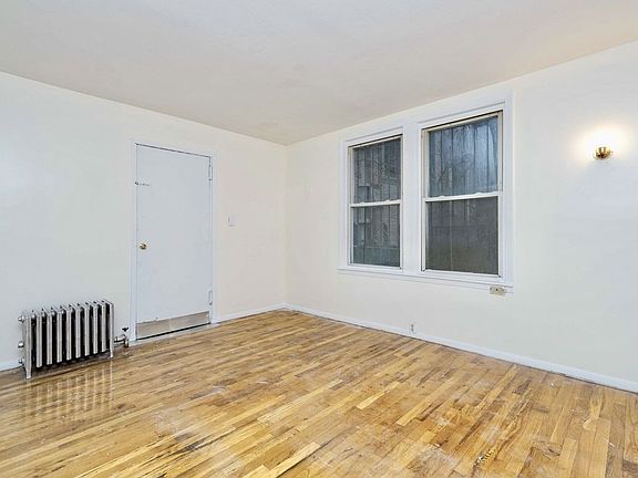 3rd image of 265 Skillman St #1