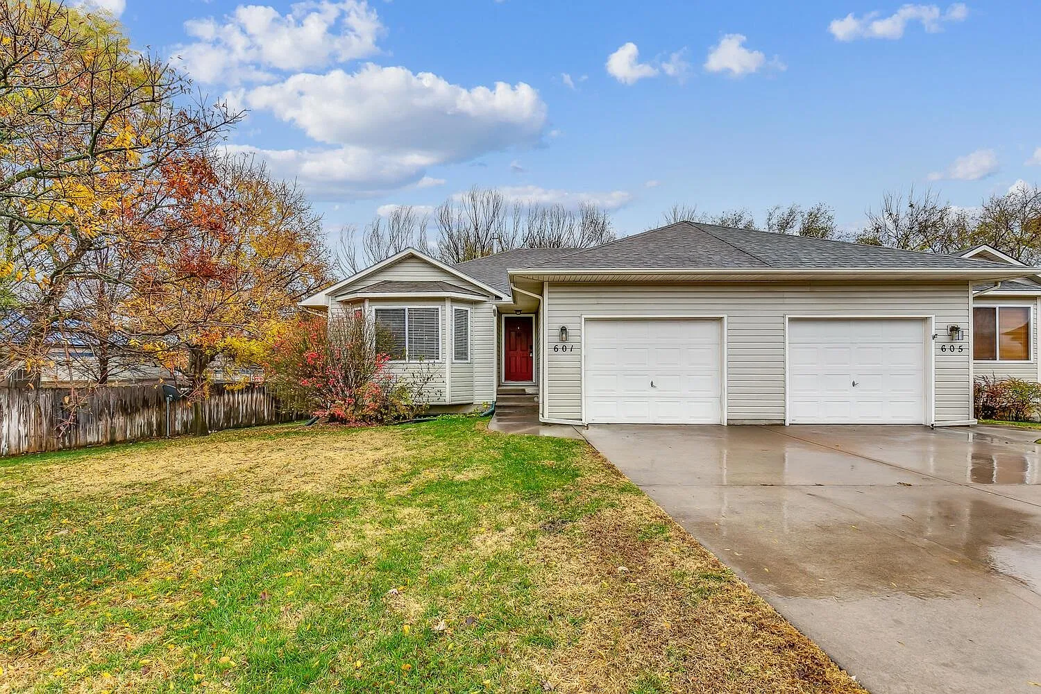 3 bed, 1980 sqft, $1,600 — Photo 1