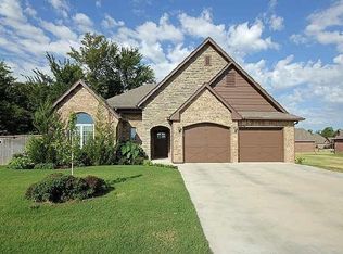 817 W Urbana St S, Broken Arrow, OK 74012