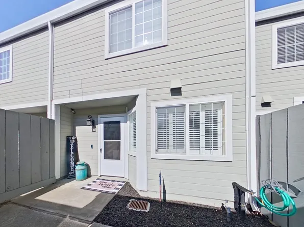 1454 Townview Avenue, Santa Rosa, CA 95405
