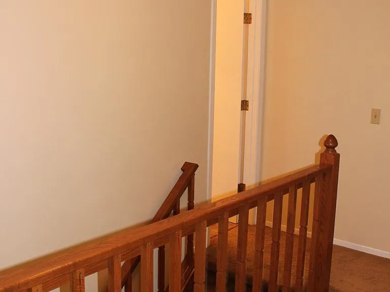 1601 Enfield St — Photo 15