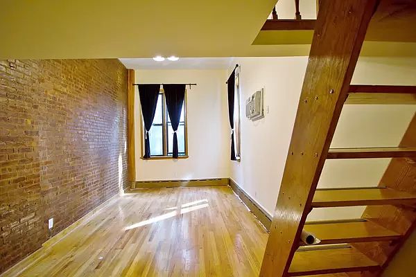 1st image of 320 W 100th St #2B