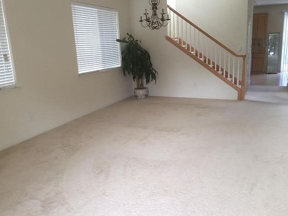 2nd image of 1018 White Birch Dr
