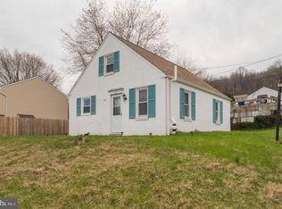 33 Spruce St, Coatesville, PA 19320