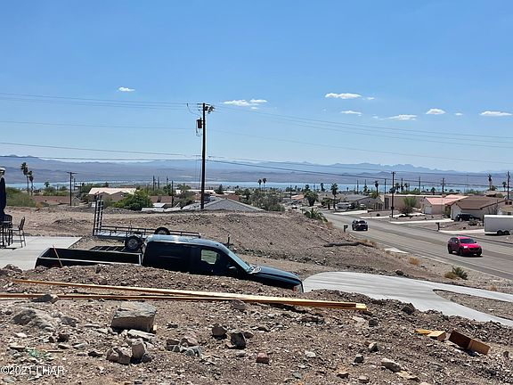 2nd image of 3350 McCulloch Blvd N