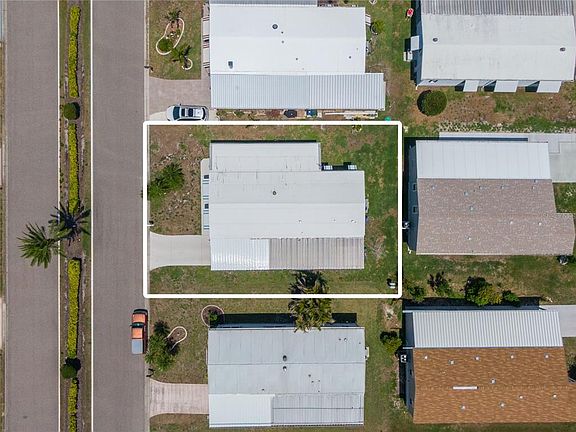 3rd image of 172 Palm Harbor Dr