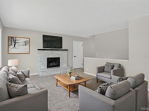 3rd image of 3535 W Pimlico Avenue
