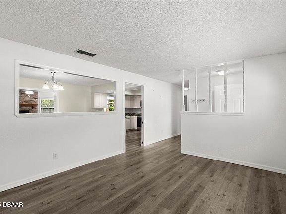 4th image of 126 Brandy Hills Dr