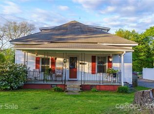 105 Oak St, Clover, SC 29710