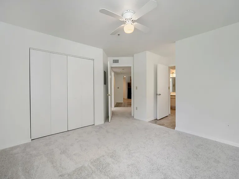 7270 Westpointe Blvd #910 — Photo 18