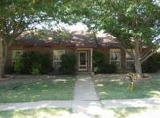 1357 Greenbriar Ln, Lancaster, TX 75146