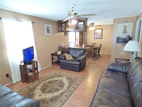 5th image of 162 Octavia Dr
