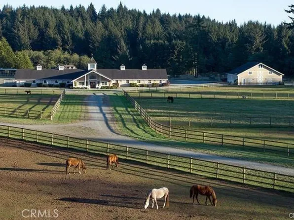 4415 Woods Ln, McKinleyville, CA 95519