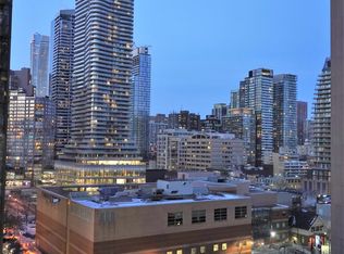 38 Grenville St #1009, Toronto, ON M4Y 1A5