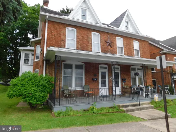 46-48 W 3rd St, Waynesboro, PA 17268