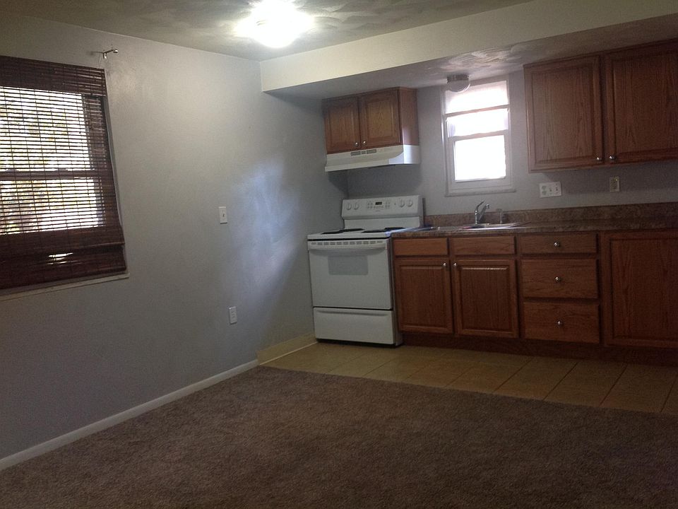1st image of 95 Lehr Ave